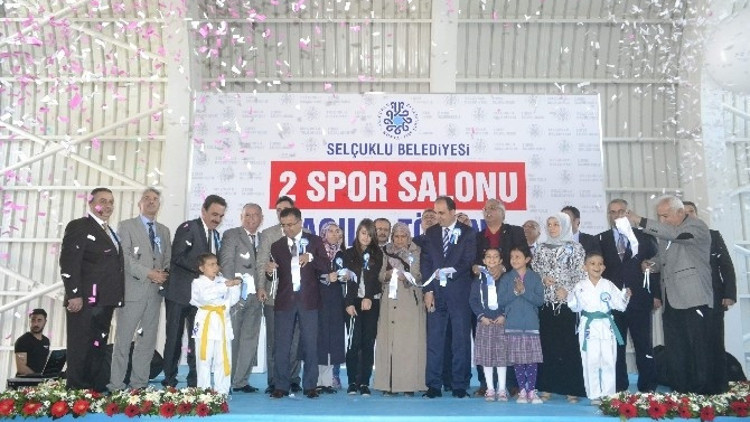 Selçuklu’da İki Okula İki Spor Salonu