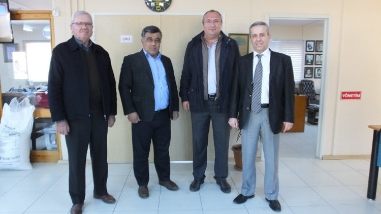 Burhaniye’de TARİŞ Müdürleri Sezonu Değerlendirdi