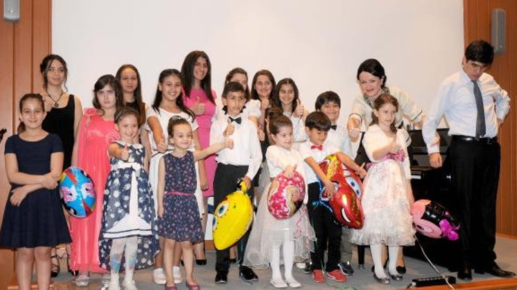 Geleceğin piyanistlerinden resital