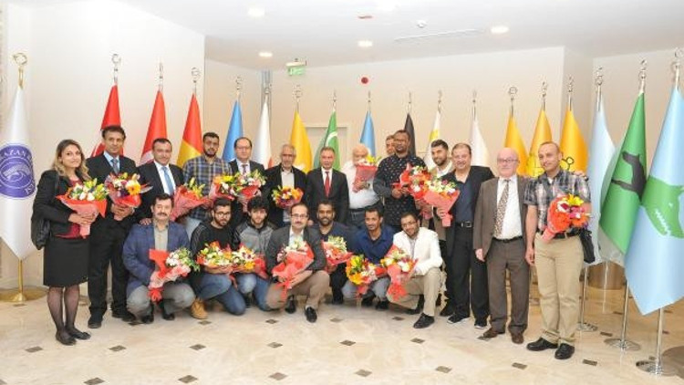 Ortadoğulu gazetecilerden Kazanda hatıra ormanı Ortadoğulu gazetecilerden Kazanda hatıra ormanı