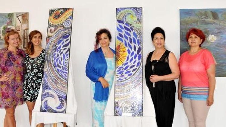 Kaşta Kalamar Uluslararası Sanat Çalıştayı sergisi açıldı