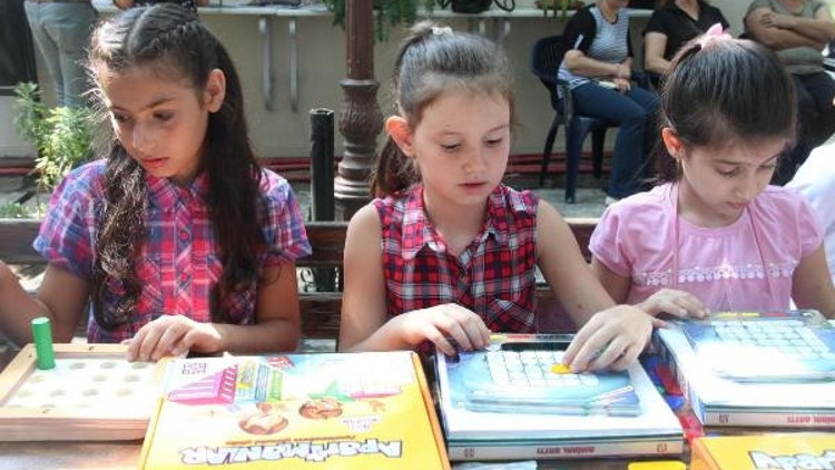 ‘Bizim Dahiler’ geliyor ‘Bizim Dahiler’ geliyor