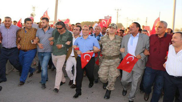 Demokrasi nöbetini kana bulayacaktı