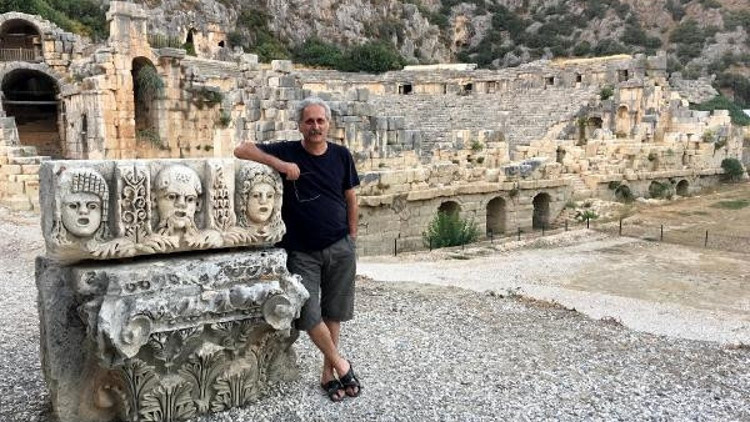 Alüvyon altındaki muhteşem kentte bulunan 4 mezar şaşırttı Alüvyon altındaki muhteşem kentte bulunan 4 mezar şaşırttı