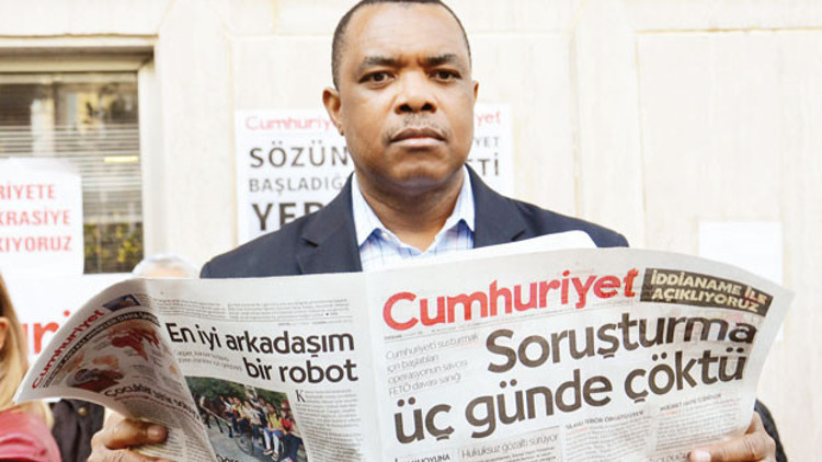 Cumhuriyete IPI desteği: Gazeteciler  derhal bırakılsın