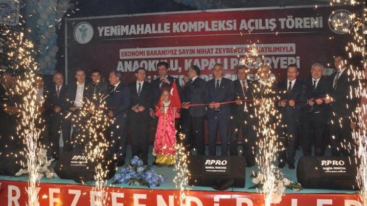 Bakan Zeybekci: Devlet, lağımdan çıkan fare gibi ensesinden tuttuğu gibi mahkemeye götürdü