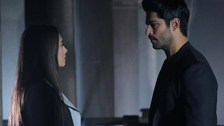 Kara Sevda 45. bölüm yeni fragmanında Asu hamile haberi şok etkisi yarattı