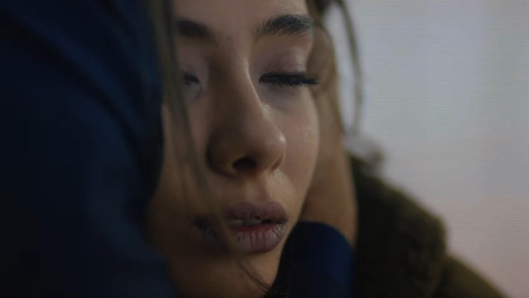 Kara Sevda 46. bölüm fragmanında Nihan korkuttu Kara Sevda 46. bölüm fragmanında Nihan korkuttu