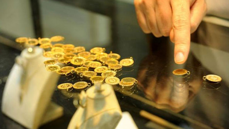 Çeyrek altın 216 liradan satılıyor