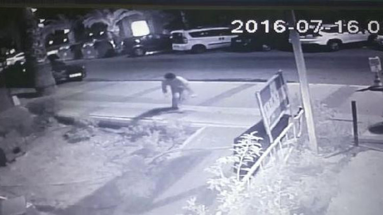 Darbe gecesi vatandaşlara ateş edene ömür boyu hapis istendi Darbe gecesi vatandaşlara ateş edene ömür boyu hapis istendi