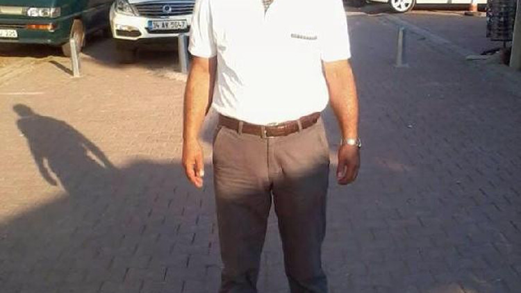 FETÖcü komşusu bilgisayarını kullanınca gözaltına alındı