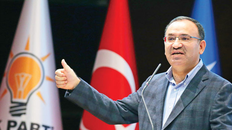 FETÖ mağdurlarına yol gösterdi FETÖ mağdurlarına yol gösterdi