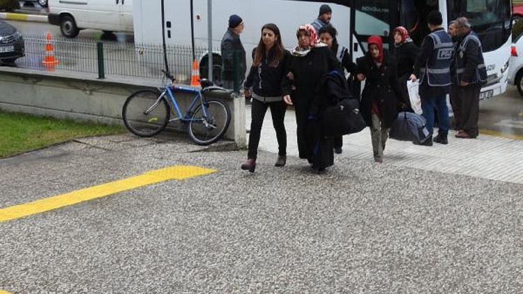 FETÖ’nün ‘il ablaları’ adliyeye sevk edildi