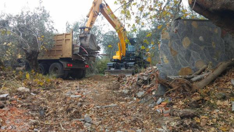 Edremitteki FETÖ kampı yıkıldı