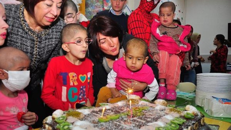 Lösemili çocuklar zamanı durdurdu