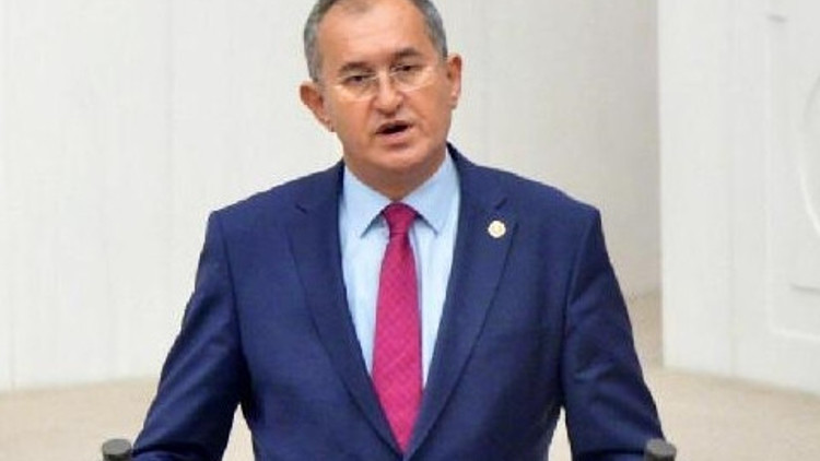 Mahkumlar üç kuruşa mahkum ediliyor