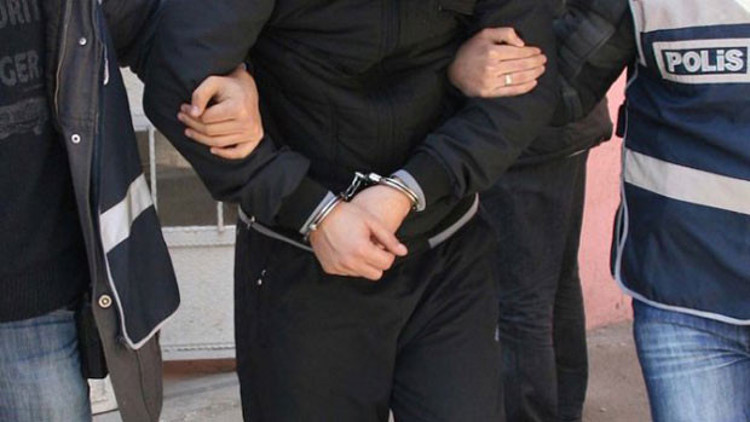 Sosyal medyada DEAŞı destekleyen polis gözaltına alındı