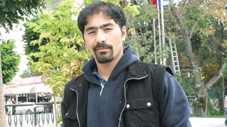 Polise taş gelince vurulmuş Polise taş gelince vurulmuş