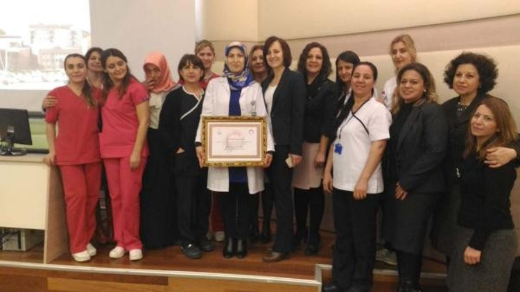 Tire Devlet Hastanesine Anne Dostu ödülü verildi