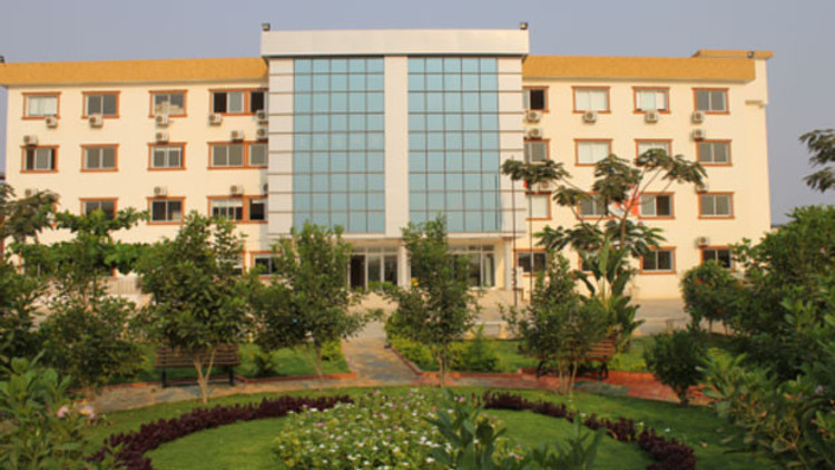 Angola hükümeti: FETÖ okulu kapatılacak