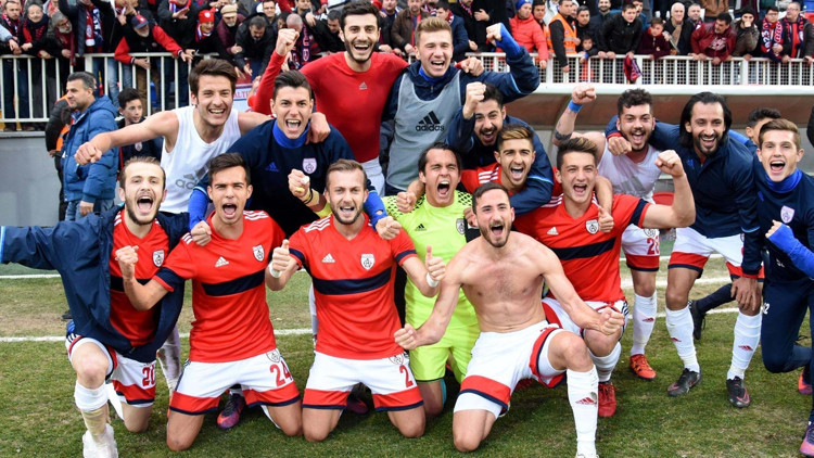 Altınordu 3 puanı uzatmada kaptı Altınordu 3 puanı uzatmada kaptı