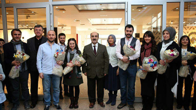 Geleneksel Sanatlar Akademisi Ustalarından “Renk, Mekan, Ritm” sergisi Geleneksel Sanatlar Akademisi Ustalarından “Renk, Mekan, Ritm” sergisi