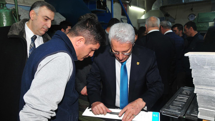 Sahte plakaya karşı darphane mührü