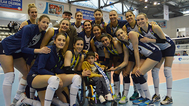 Sarı Melekler deplasmanda güldü Sarı Melekler deplasmanda güldü