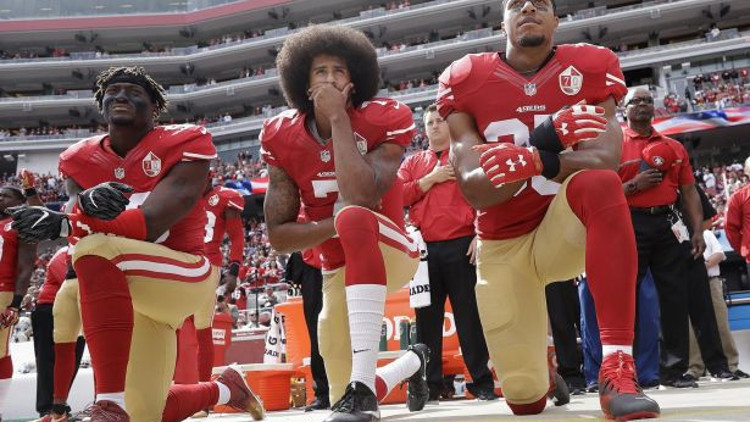 Amerikan marşında ayağa kalkmadı kulüp bulamadı Amerikan marşında ayağa kalkmadı kulüp bulamadı