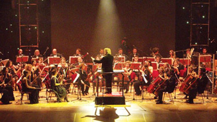 Senfoni ile şarkılar Senfoni ile şarkılar