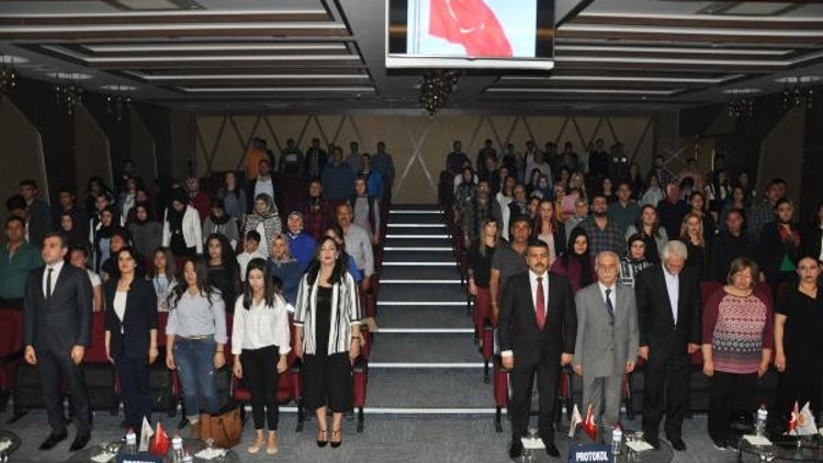 Nizipte şiir dinletisi Nizipte şiir dinletisi