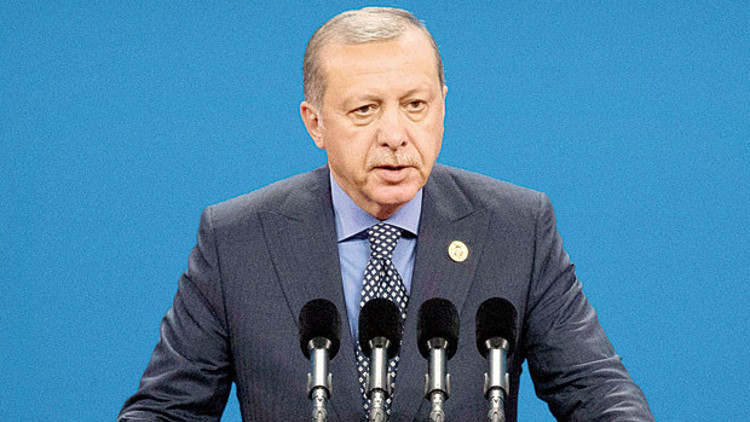 Trumpa mesaj: Müttefiksek ittifakla karar almalıyız