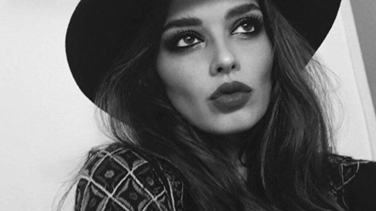 İngiliz medyası Türk modelin olaylı gecesini konuşuyor