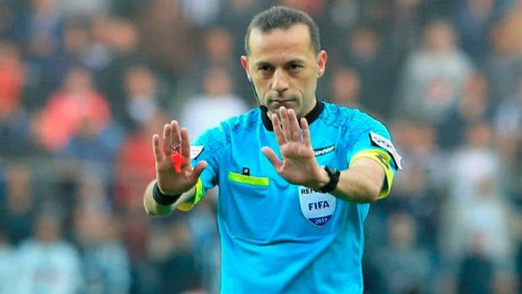 FIFAdan Cüneyt Çakıra görev