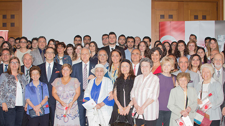 Bu burs sayesinde 86 genç daha yurt dışında okuyacak