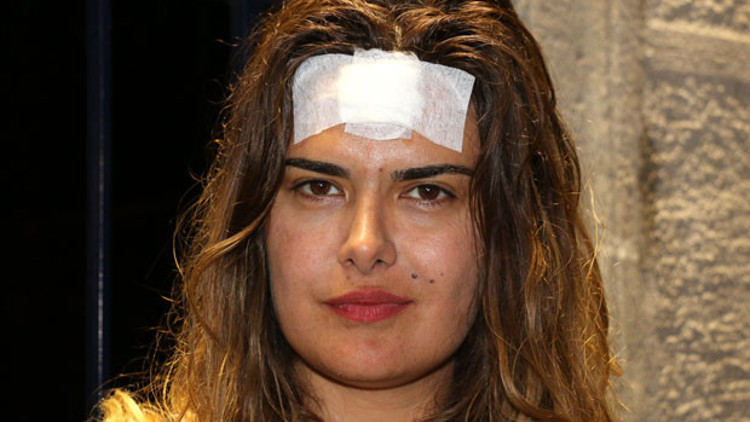 Ünlü sunucu o anları anlattı: Yakasından tutup...