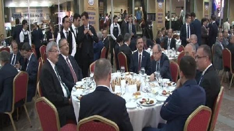 Bakan Bozdağ: Yargının verdiği kararlar Ankara, İstanbul E-5 Karayolunda yürüyerek denetlenmez