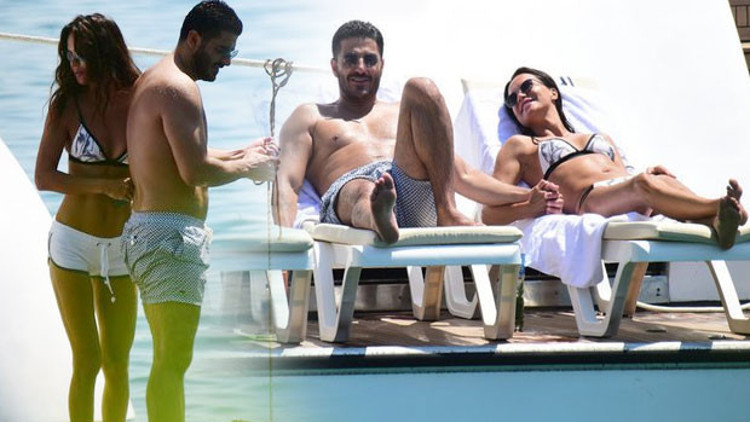 Ebru Şallı yeni sevgilisiyle tatile çıktı Ebru Şallı yeni sevgilisiyle tatile çıktı