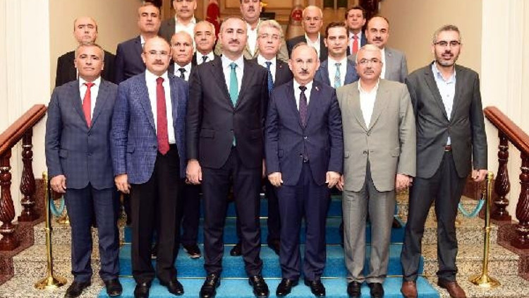 Nizip heyetinden yeni bakanlara ziyaret