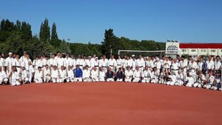 Aikido yaparak egolarını yeniyorlar