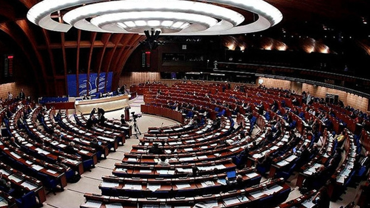 AK Partili Talip Küçükcan: AKPM 15 Temmuz sergisine izin vermedi AK Partili Talip Küçükcan: AKPM 15 Temmuz sergisine izin vermedi