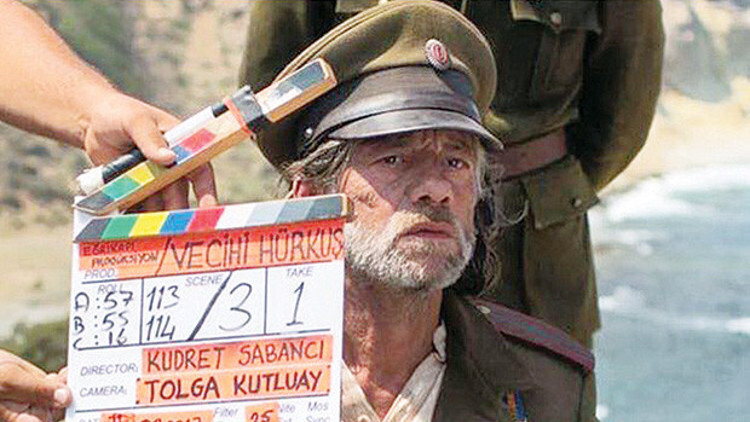 Rus komutan Ivan rolünde