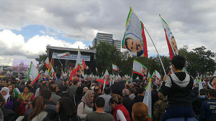 Almanyadan skandal görüntüye küstah yorum: Türk tarafından ders almaya...