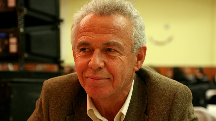 ‘O palavracı herif’