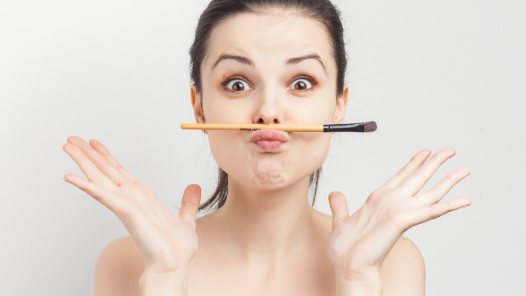 Biraz bakım yapmak hem sizi hem beyninizi güzelleştirir Biraz bakım yapmak hem sizi hem beyninizi güzelleştirir