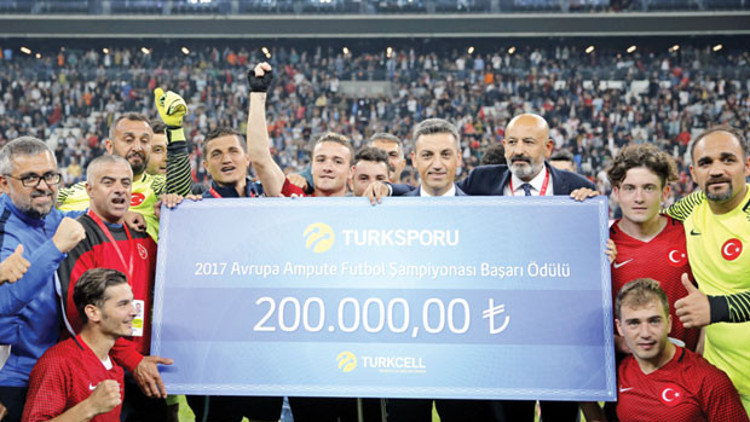 Şampiyonların son golü ödül yönetmeliğine