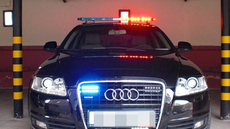 Çakarlı araçların geçiş üstünlükleri iptal edildi Çakarlı araçların geçiş üstünlükleri iptal edildi