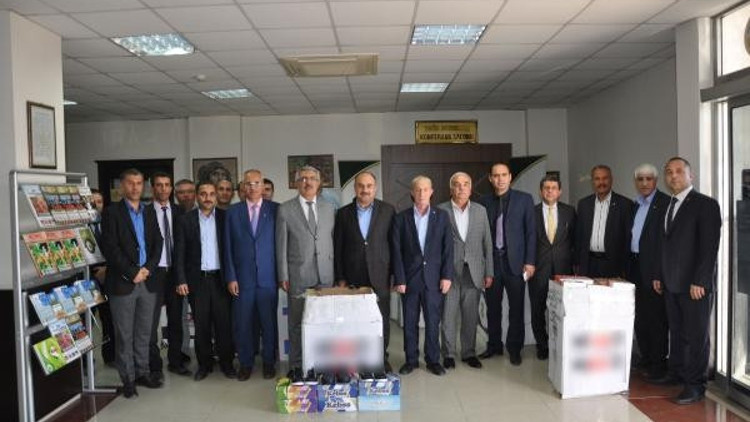 Nizipte öğrencilere 2 bin çift ayakkabı Nizipte öğrencilere 2 bin çift ayakkabı