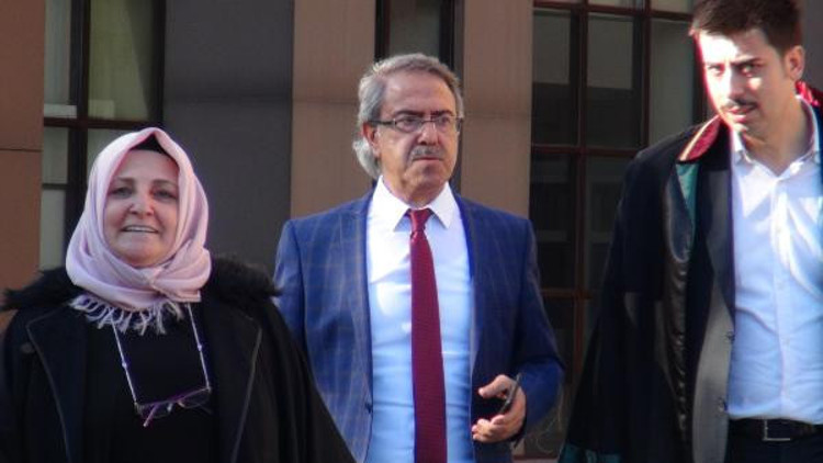 Ek fotoğraflar // Atatürke hakaret davasında Mustafa Armağana 1 yıl 3 ay hapis cezası