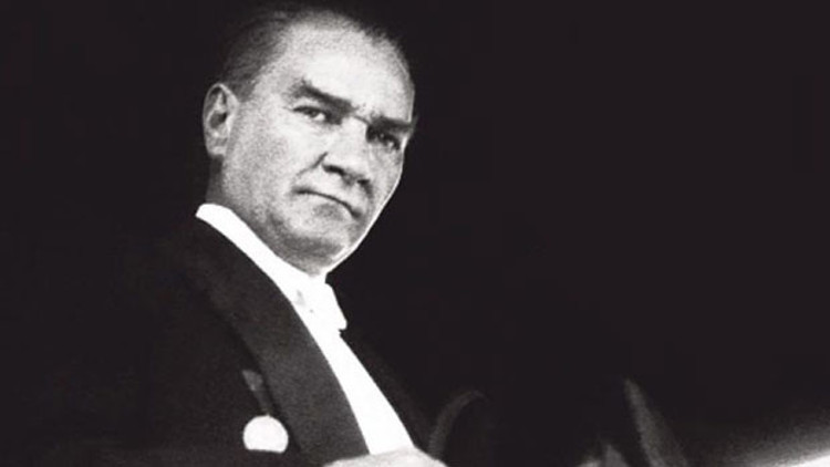 Sosyal medyadan paylaşabileceğiniz anlamlı 10 Kasım mesajları